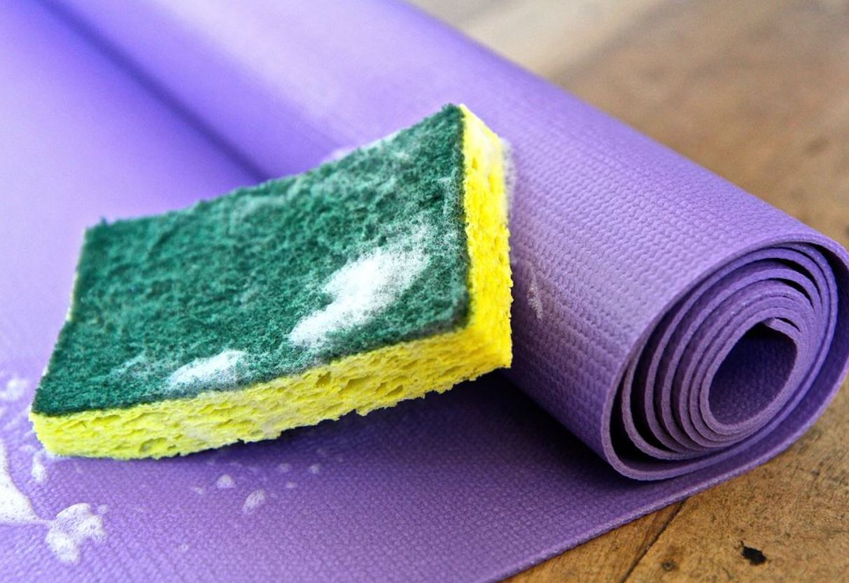 راهنمای شست وشو و نگهداری از مت یوگا